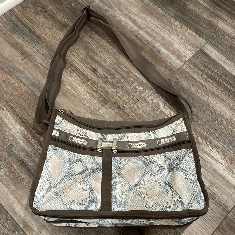 LeSportsac Deluxe Everyday Bag and matching pouch